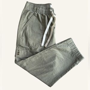 Levi Strauss & Co Gold: Woman’s Sage Green Cargo Ankle Pants With Drawstring